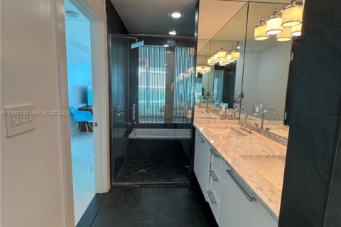 Снять в аренду виллу или дом в Майами, Флорида 2 спальни, 95.78м2, № 2005108 - фото 18