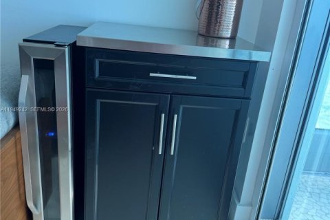 Снять в аренду виллу или дом в Майами, Флорида 2 спальни, 95.78м2, № 2005108 - фото 25