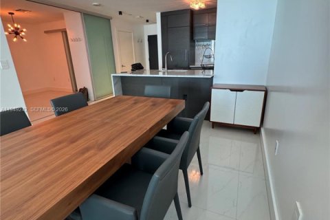 Снять в аренду виллу или дом в Майами, Флорида 2 спальни, 95.78м2, № 2005108 - фото 26