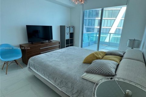 Снять в аренду виллу или дом в Майами, Флорида 2 спальни, 95.78м2, № 2005108 - фото 9