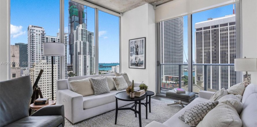 Condo à Miami, Floride, 2 chambres  № 2397850