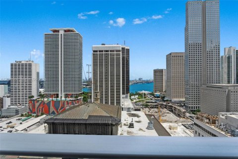Copropriété à vendre à Miami, Floride: 2 chambres, 68.38 m2 № 2397850 - photo 28
