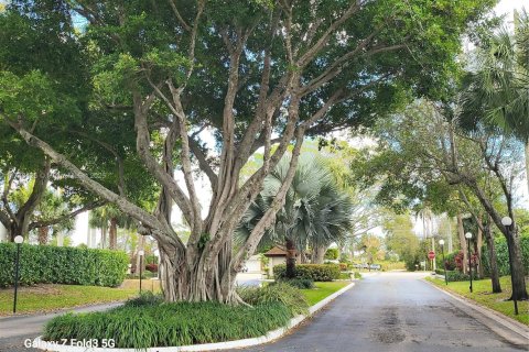 Townhouse in Greenacres, Florida 3 bedrooms, 144.74 sq.m. № 1731692 - photo 24