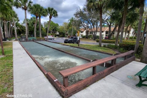 Townhouse in Greenacres, Florida 3 bedrooms, 144.74 sq.m. № 1731692 - photo 30