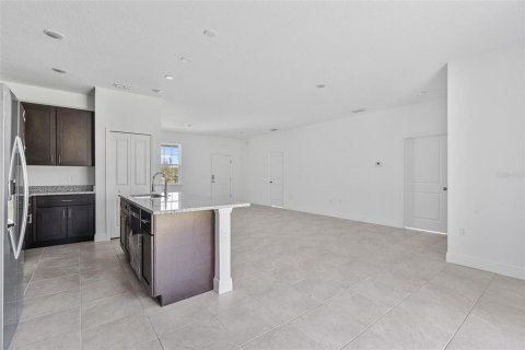 House in Citrus Springs, Florida 4 bedrooms, 162.95 sq.m. № 1913732 - photo 11