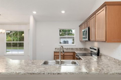House in Palm Coast, Florida 3 bedrooms, 143.07 sq.m. № 2132628 - photo 10