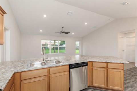 House in Palm Coast, Florida 3 bedrooms, 143.07 sq.m. № 2132628 - photo 8