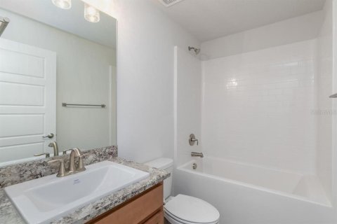 House in Palm Coast, Florida 3 bedrooms, 143.07 sq.m. № 2132628 - photo 14