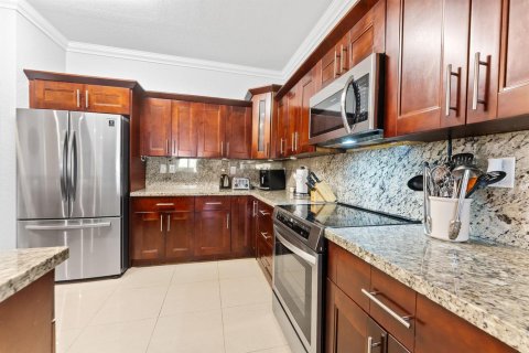 Casa en venta en Fort Lauderdale, Florida, 4 dormitorios, 228.91 m2 № 2186508 - foto 9