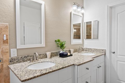 Casa en venta en Fort Lauderdale, Florida, 4 dormitorios, 228.91 m2 № 2186508 - foto 22