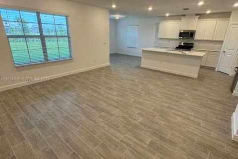 Touwnhouse à louer à Loxahatchee Groves, Floride: 4 chambres, 214.7 m2 № 2084236 - photo 5