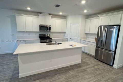 Touwnhouse à louer à Loxahatchee Groves, Floride: 4 chambres, 214.7 m2 № 2084236 - photo 6