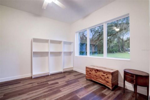 Casa en venta en Leesburg, Florida, 3 dormitorios, 236.53 m2 № 2420382 - foto 13