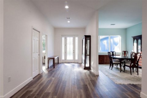 Casa en venta en Leesburg, Florida, 3 dormitorios, 236.53 m2 № 2420382 - foto 7