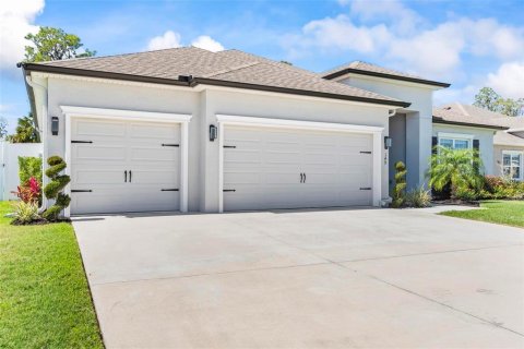 House in Mulberry, Florida 5 bedrooms, 262.63 sq.m. № 1573632 - photo 14