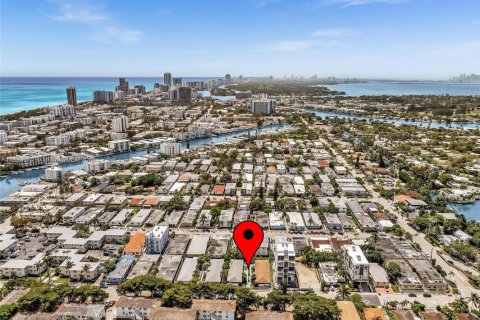 Propiedad comercial en venta en Miami Beach, Florida, 228.91 m2 № 1799501 - foto 22