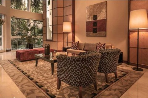 Condominio en venta en Aventura, Florida, 3 dormitorios, 173.73 m2 № 1985597 - foto 2