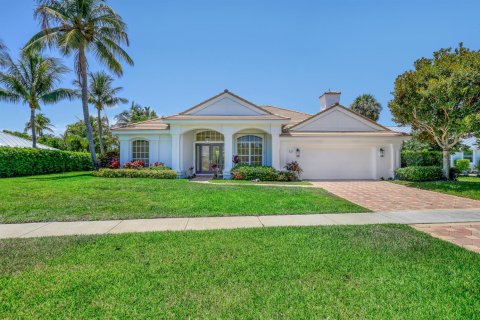 House in Jupiter, Florida 3 bedrooms, 250.84 sq.m. № 2243670 - photo 5