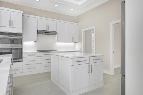 House in Jupiter, Florida 3 bedrooms, 250.84 sq.m. № 2243670 - photo 16