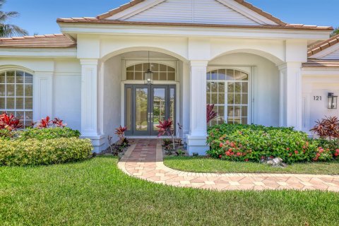 House in Jupiter, Florida 3 bedrooms, 250.84 sq.m. № 2243670 - photo 3