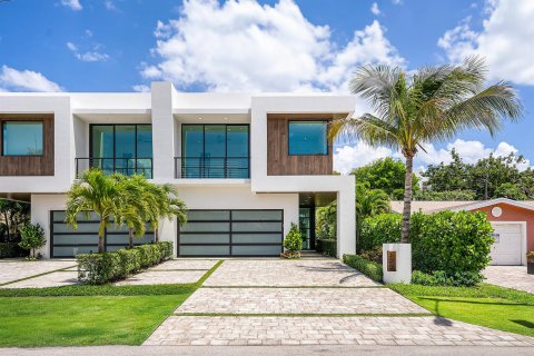 Townhouse in Boca Raton, Florida 4 bedrooms, 290.13 sq.m. № 2261785