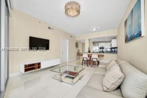 Condo in Sunny Isles Beach, Florida, 1 bedroom  № 1997329 - photo 7