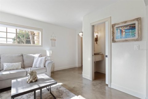 Villa ou maison à vendre à Ormond Beach, Floride: 6 chambres, 684.78 m2 № 1570856 - photo 22