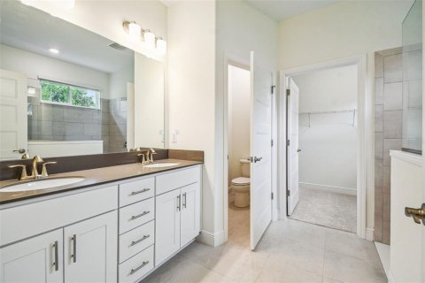 Villa ou maison à vendre à New Port Richey, Floride: 3 chambres, 179.58 m2 № 2136248 - photo 28
