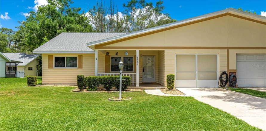 House in Ocala, Florida 2 bedrooms, 137.87 sq.m. № 1777419