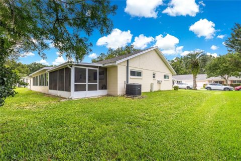 House in Ocala, Florida 2 bedrooms, 137.87 sq.m. № 1777419 - photo 9