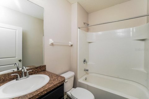 Casa en alquiler en Plant City, Florida, 5 dormitorios, 248.42 m2 № 1914653 - foto 17