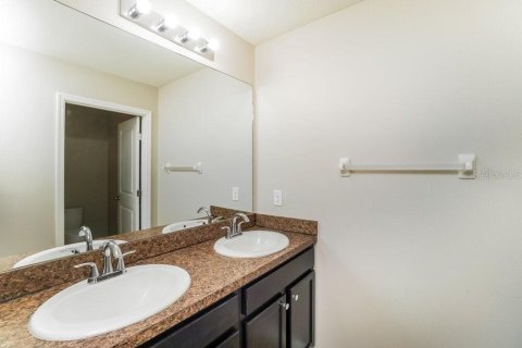 Casa en alquiler en Plant City, Florida, 5 dormitorios, 248.42 m2 № 1914653 - foto 16
