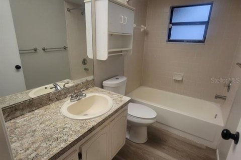 House in Holiday, Florida 2 bedrooms, 81.01 sq.m. № 2230639 - photo 13