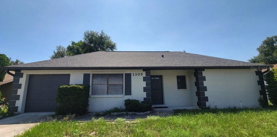 House in Holiday, Florida 2 bedrooms, 81.01 sq.m. № 2230639