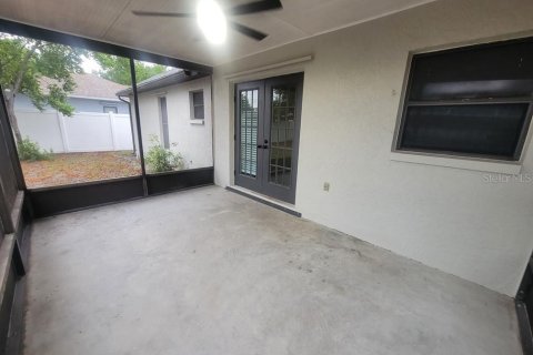 House in Holiday, Florida 2 bedrooms, 81.01 sq.m. № 2230639 - photo 18