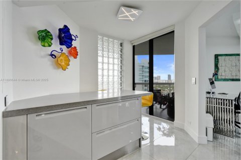 Copropriété à vendre à Aventura, Floride: 2 chambres, 179.86 m2 № 1943437 - photo 29
