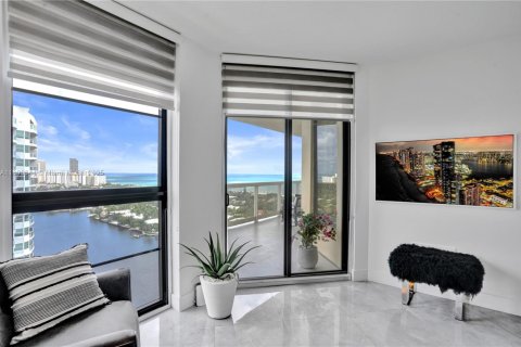 Copropriété à vendre à Aventura, Floride: 2 chambres, 179.86 m2 № 1943437 - photo 17