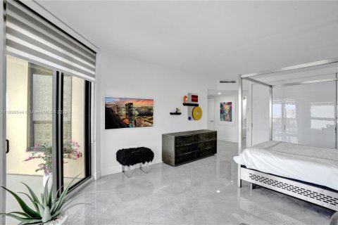 Copropriété à vendre à Aventura, Floride: 2 chambres, 179.86 m2 № 1943437 - photo 16
