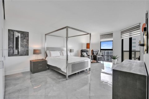 Copropriété à vendre à Aventura, Floride: 2 chambres, 179.86 m2 № 1943437 - photo 11