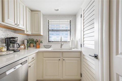 Condominio en venta en Clearwater, Florida, 2 dormitorios, 88.26 m2 № 1602149 - foto 12