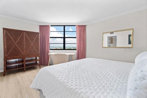 Condo in Longboat Key, Florida, 2 bedrooms  № 1853826 - photo 20