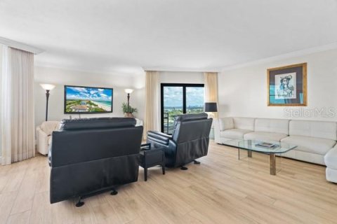 Condo in Longboat Key, Florida, 2 bedrooms  № 1853826 - photo 6