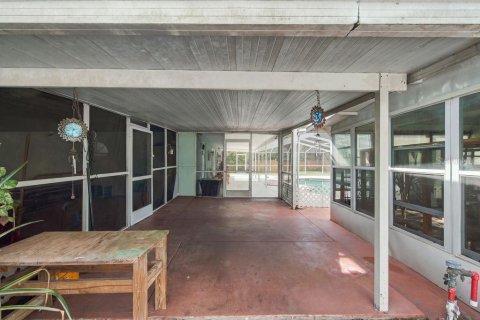 Casa en venta en Tampa, Florida, 4 dormitorios, 260.68 m2 № 2386625 - foto 30