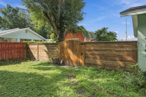 Casa en venta en Tampa, Florida, 4 dormitorios, 260.68 m2 № 2386625 - foto 5