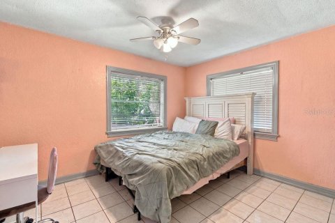 Casa en venta en Tampa, Florida, 4 dormitorios, 260.68 m2 № 2386625 - foto 24