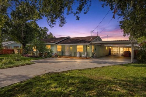 Casa en venta en Tampa, Florida, 4 dormitorios, 260.68 m2 № 2386625 - foto 3