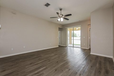 Villa ou maison à louer à Ruskin, Floride: 3 chambres, 156.91 m2 № 2114184 - photo 3