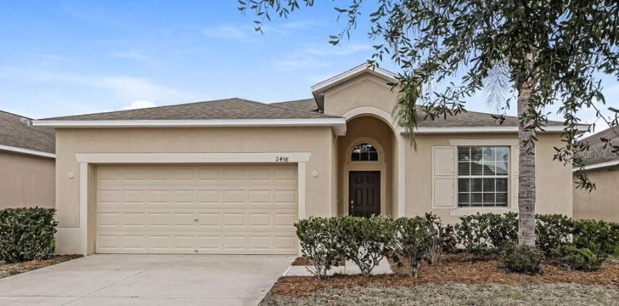 Villa ou maison à Ruskin, Floride 3 chambres, 156.91 m2 № 2114184