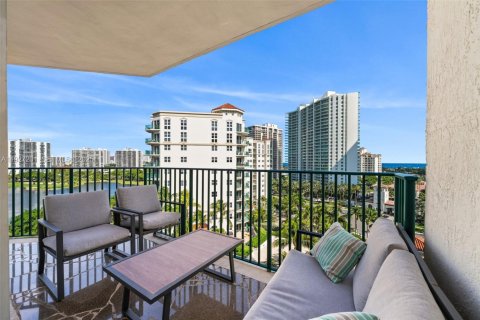 Купить кондоминиум в Авентура, Флорида 2 спальни, 121.89м2, № 1987976 - фото 11