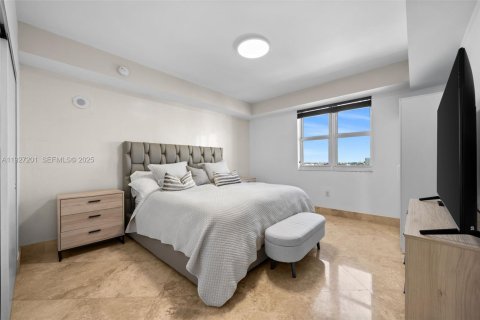 Купить кондоминиум в Авентура, Флорида 2 спальни, 121.89м2, № 1987976 - фото 16